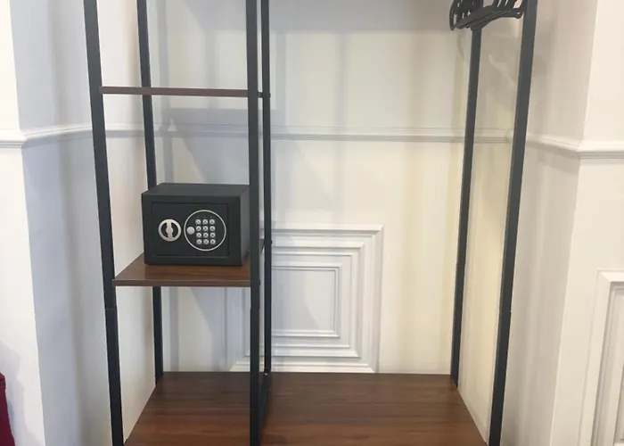 Bed and Breakfast Domus Luigi Leone 2 Napoli